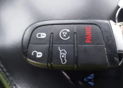 2019 Jeep Grand Cherokee Altitude 4X4 из США, поврежденный, VIN 1C4RJFAG2KC594434